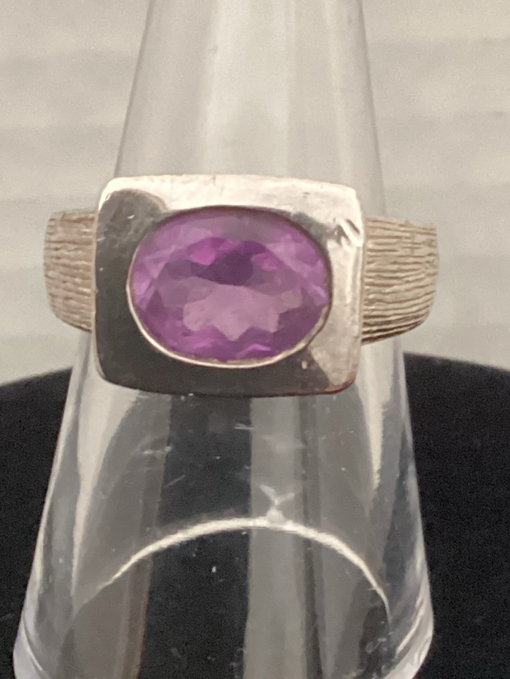 925 Amethyst ring